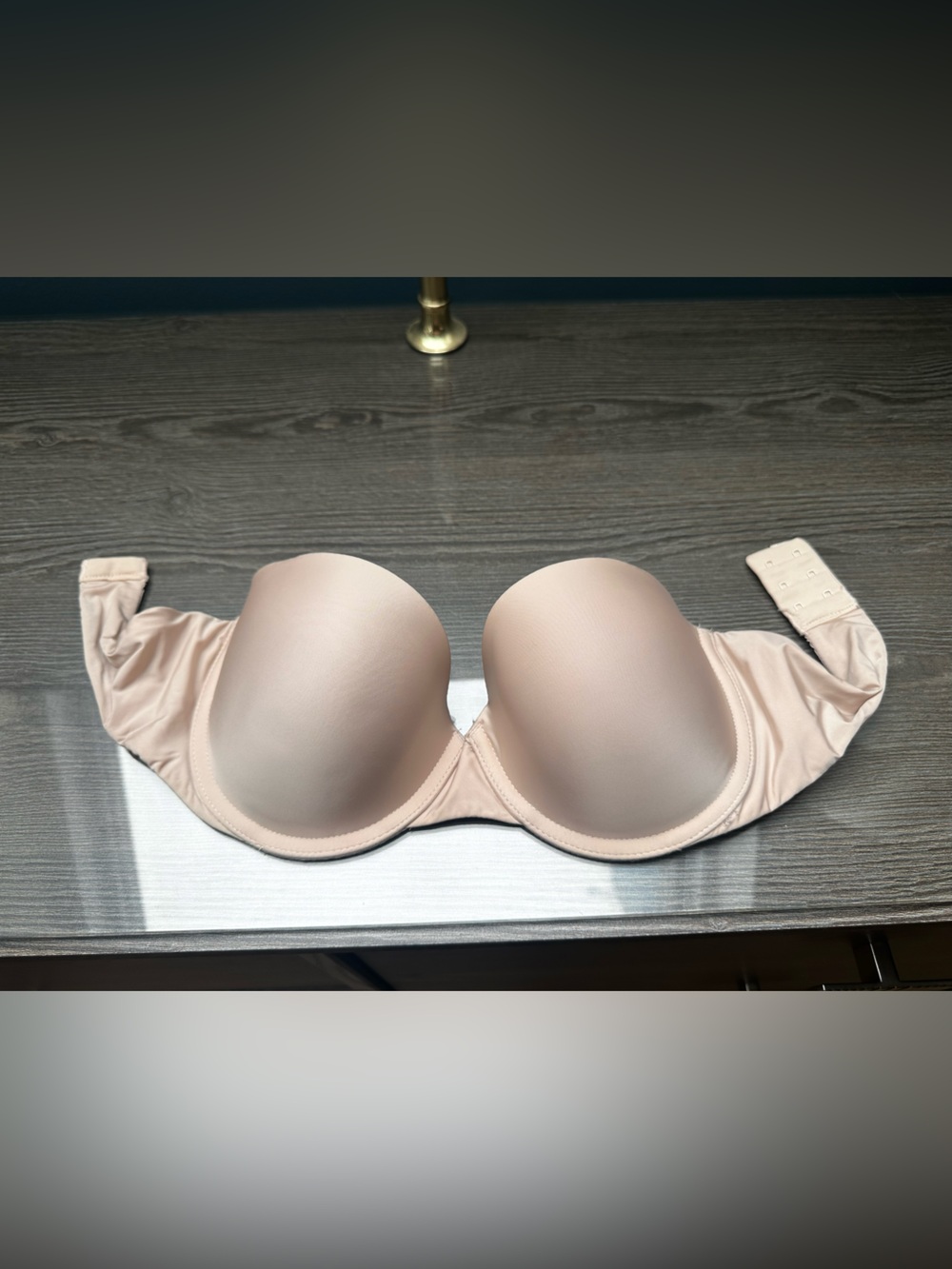 Victoria's Secret Light Nude Strapless Bra with Removable Straps